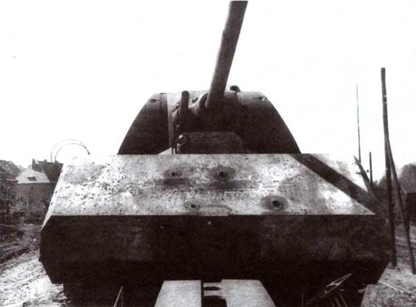 Иллюстрация к книге — «Маус» и другие. Сверхтяжелые танки Второй Мировой [i_098.jpg]