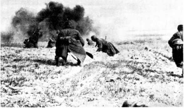 Иллюстрация к книге — Ленинградский "Блицкриг". На основе военных дневников высших офицеров вермахта генерал-фельдмаршала Вильгельма Риттера фон Лееба и генерал-полковника Франца Гальдера. 1941-1942 [i_023.jpg]