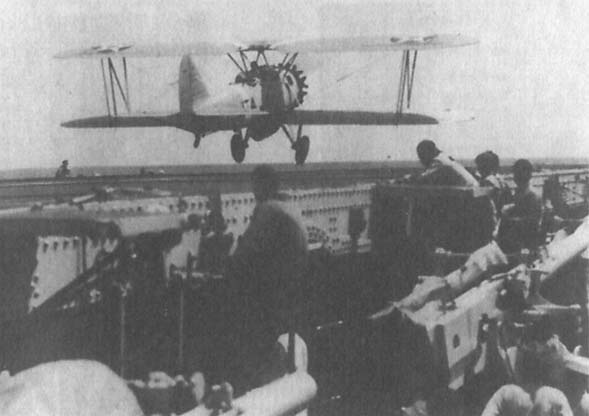 Иллюстрация к книге — История пикировщика [_05.jpg]