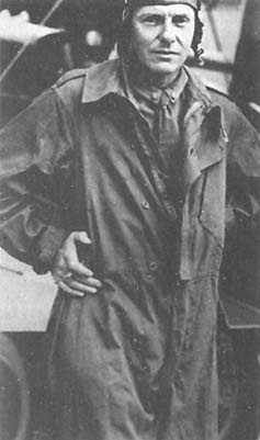 Иллюстрация к книге — Пикирующие бомбардировщики: История пикировщика. Пикировщики над джунглями [_01.jpg]