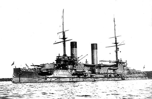 Иллюстрация к книге — Флот и война. Балтийский флот в Первую мировую [i_027.jpg]