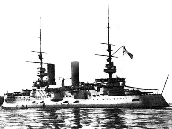 Иллюстрация к книге — Флот и война. Балтийский флот в Первую мировую [i_032.jpg]