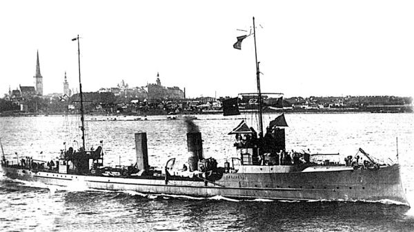 Иллюстрация к книге — Флот и война. Балтийский флот в Первую мировую [i_035.jpg]