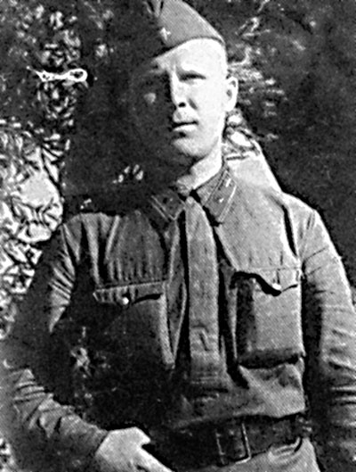 Иллюстрация к книге — На перехват! Летная книжка "сталинского сокола" [i_007.jpg]