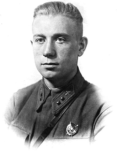 Иллюстрация к книге — На перехват! Летная книжка "сталинского сокола" [i_033.jpg]