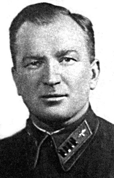 Иллюстрация к книге — На перехват! Летная книжка "сталинского сокола" [i_035.jpg]