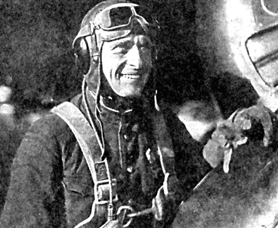 Иллюстрация к книге — На перехват! Летная книжка "сталинского сокола" [i_051.jpg]