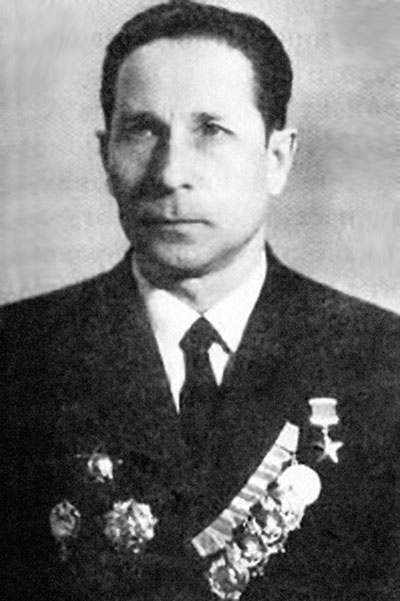 Иллюстрация к книге — На перехват! Летная книжка "сталинского сокола" [i_088.jpg]