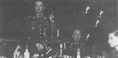 Иллюстрация к книге — Черный крест и красная звезда. Воздушная война над Россией. 1941-1944 [i_073.jpg]