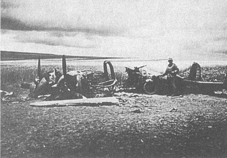 Иллюстрация к книге — Черный крест и красная звезда. Воздушная война над Россией. 1941-1944 [i_121.jpg]