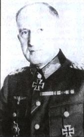 Иллюстрация к книге — Котел смерти в Курляндии. Хроника сражений группы армий "Север" 1944-1945 [i_011.jpg]