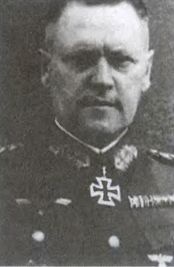 Иллюстрация к книге — Котел смерти в Курляндии. Хроника сражений группы армий "Север" 1944-1945 [i_017.jpg]