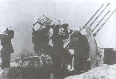 Иллюстрация к книге — Котел смерти в Курляндии. Хроника сражений группы армий "Север" 1944-1945 [i_032.jpg]