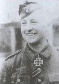 Иллюстрация к книге — Котел смерти в Курляндии. Хроника сражений группы армий "Север" 1944-1945 [i_035.jpg]