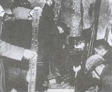 Иллюстрация к книге — Котел смерти в Курляндии. Хроника сражений группы армий "Север" 1944-1945 [i_038.jpg]