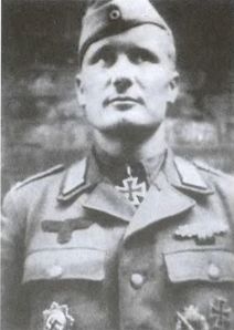 Иллюстрация к книге — Котел смерти в Курляндии. Хроника сражений группы армий "Север" 1944-1945 [i_092.jpg]