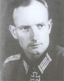 Иллюстрация к книге — Котел смерти в Курляндии. Хроника сражений группы армий "Север" 1944-1945 [i_093.jpg]