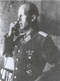 Иллюстрация к книге — Котел смерти в Курляндии. Хроника сражений группы армий "Север" 1944-1945 [i_099.jpg]