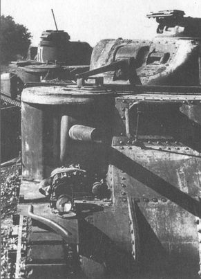 Иллюстрация к книге — Крупнейшие танковые сражения Второй мировой войны. Аналитический обзор [i_040.jpg]