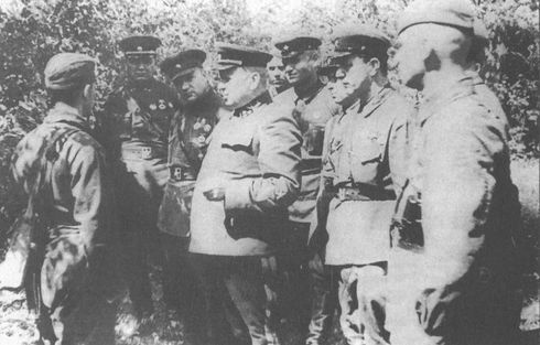 Иллюстрация к книге — Крупнейшие танковые сражения Второй мировой войны. Аналитический обзор [i_052.jpg]