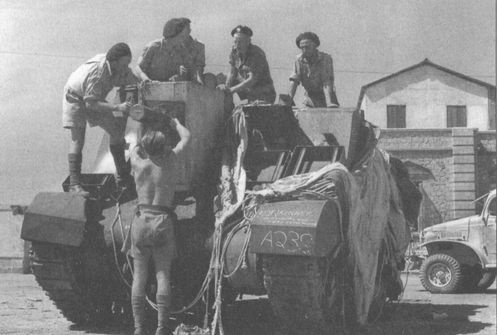 Иллюстрация к книге — Крупнейшие танковые сражения Второй мировой войны. Аналитический обзор [i_058.jpg]