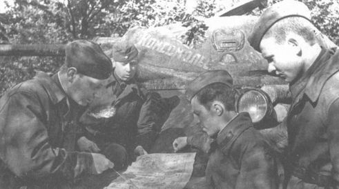 Иллюстрация к книге — Крупнейшие танковые сражения Второй мировой войны. Аналитический обзор [i_071.jpg]