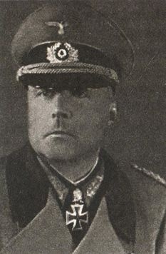 Иллюстрация к книге — Последний триумф Вермахта. Харьковский "котел" [i_039.jpg]