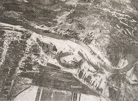 Иллюстрация к книге — Последний триумф Вермахта. Харьковский "котел" [i_063.jpg]