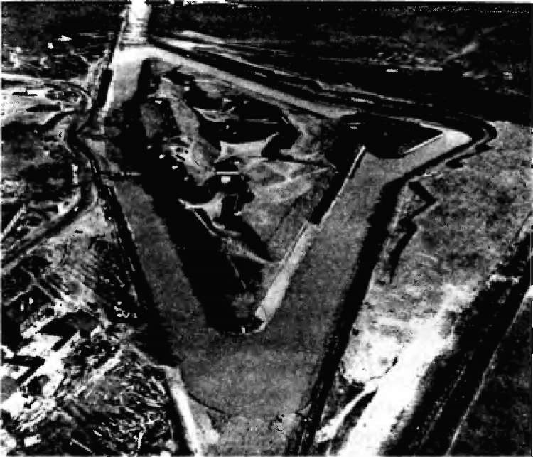 Иллюстрация к книге — Брестская крепость [i_042.jpg]