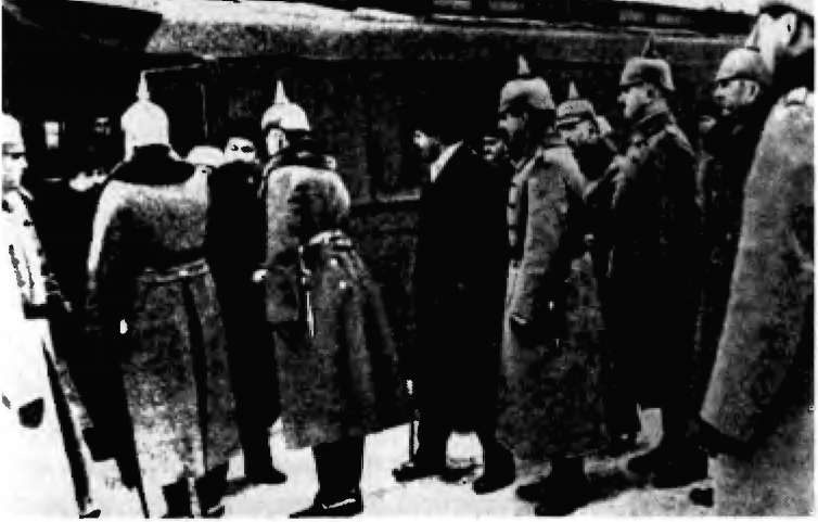 Иллюстрация к книге — Брестская крепость [i_046.jpg]