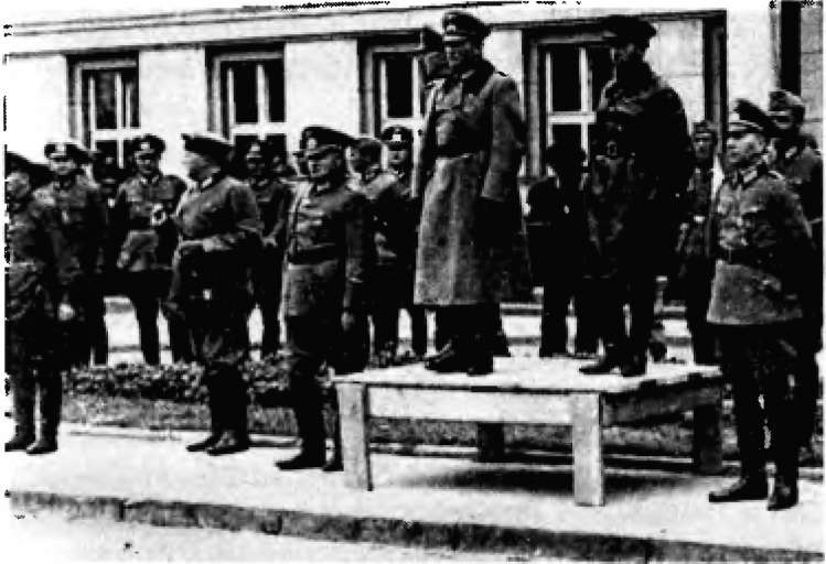 Иллюстрация к книге — Брестская крепость [i_069.jpg]