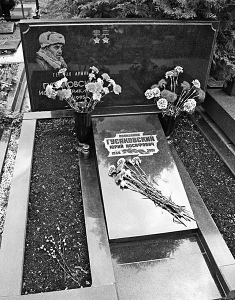 Иллюстрация к книге — Танкисты-герои 1943-1945 гг. [i_017.jpg]