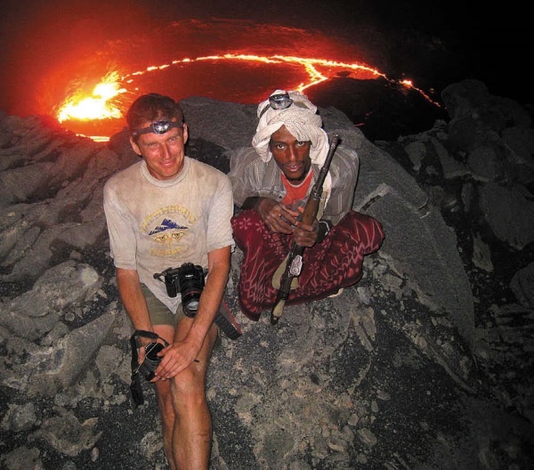 Иллюстрация к книге — Песни драконов. Любовь и приключения в мире крокодилов и прочих динозавровых родственников [i_126.jpg]