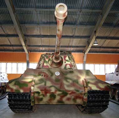 Иллюстрация к книге — Полосатая кошка, пятнистая кошка [i_107.jpg]