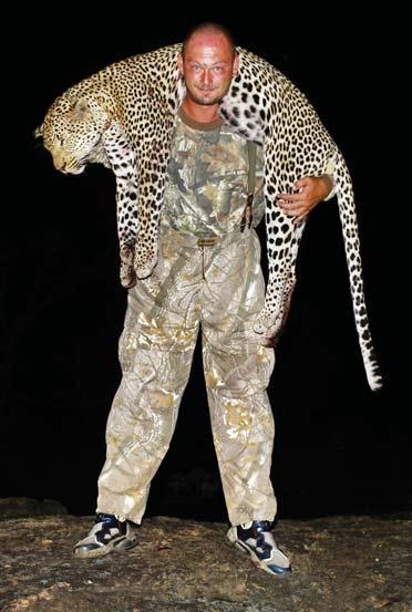 Иллюстрация к книге — Полосатая кошка, пятнистая кошка [i_276.jpg]