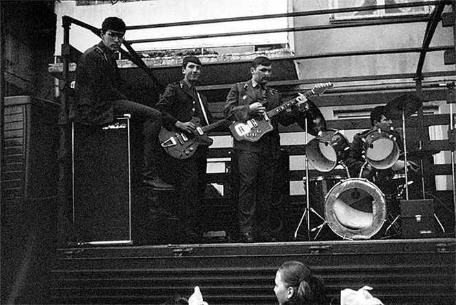 Иллюстрация к книге — Армейские байки. Как я отдавал Священный долг в Советской армии [i_041.jpg]