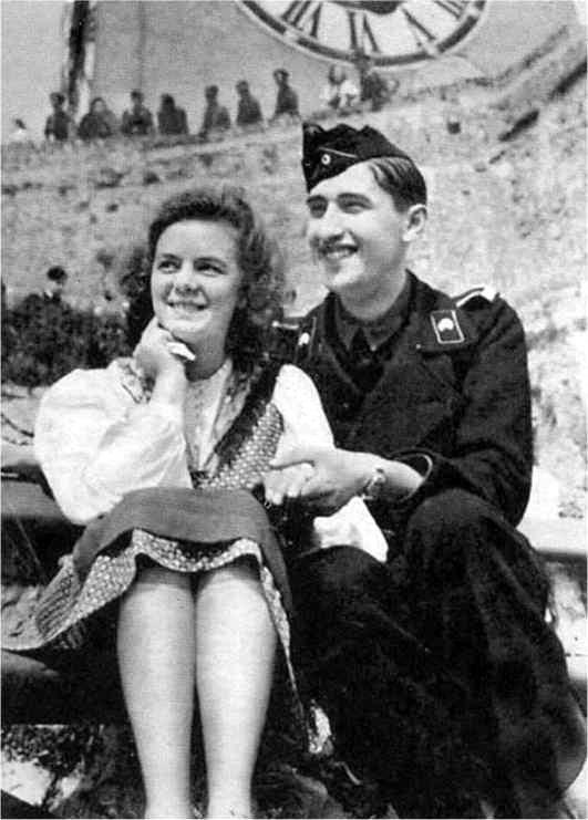 Иллюстрация к книге — Третий Рейх. Гитлер-югенд [i_033.jpg]