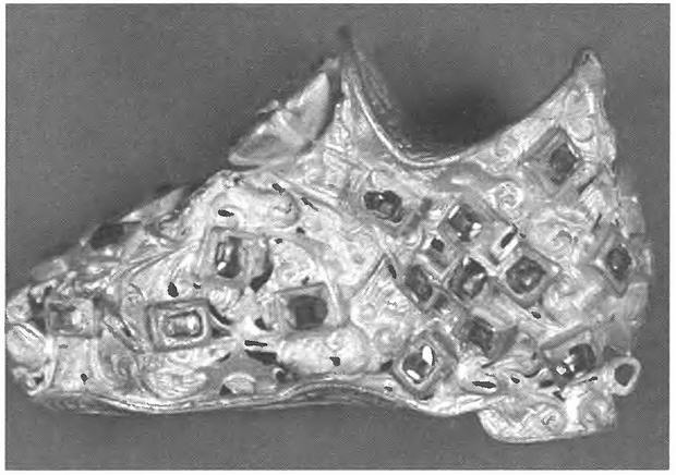 Иллюстрация к книге — Сокровища погибших кораблей [i_018.jpg]