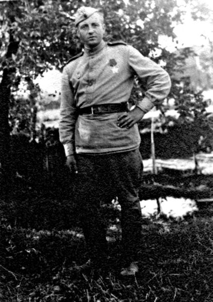 Иллюстрация к книге — Командир Т-34. На танке до Победы [ris.15.jpg]