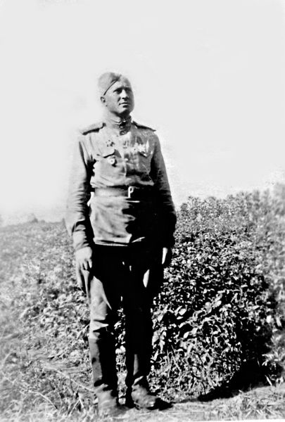 Иллюстрация к книге — Командир Т-34. На танке до Победы [ris.8.jpg]