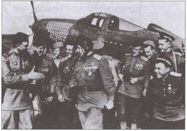 Иллюстрация к книге — Асы против асов. В борьбе за небесное господство. 1941–1945 [i_036.jpg]