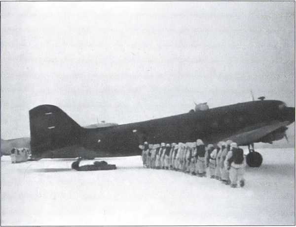 Иллюстрация к книге — Генерал Маргелов [i_006.jpg]