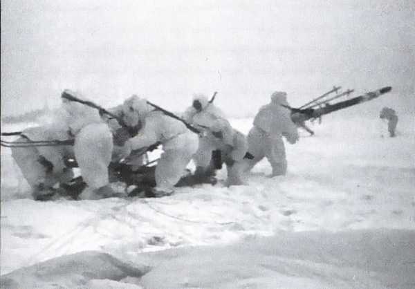 Иллюстрация к книге — Генерал Маргелов [i_011.jpg]