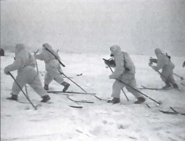 Иллюстрация к книге — Генерал Маргелов [i_013.jpg]