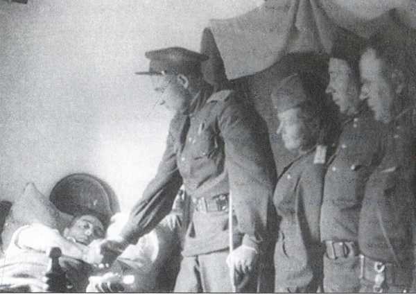 Иллюстрация к книге — Генерал Маргелов [i_015.jpg]