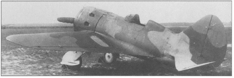 Иллюстрация к книге — Защитники Русского неба. От Нестерова до Гагарина [i_031.jpg]