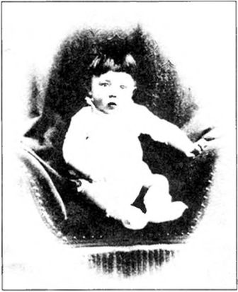 Иллюстрация к книге — Накануне 1941 года. Гитлер идет на Россию [i_001.jpg]