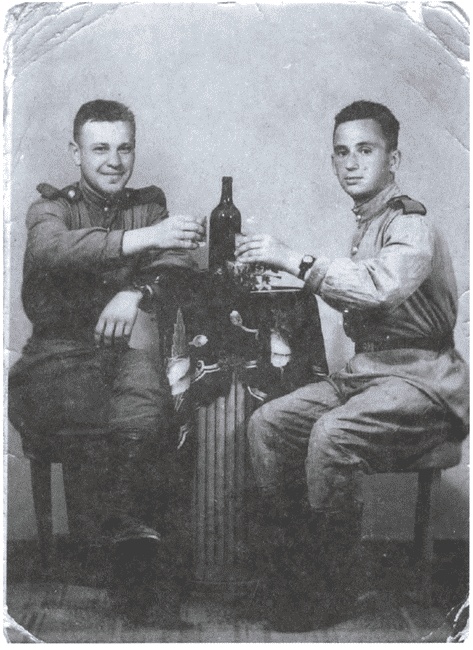 Иллюстрация к книге — Война глазами фронтовика. События и оценка [i_024.jpg]