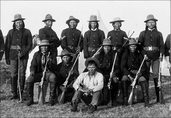 Иллюстрация к книге — Завоевание Дикого Запада. «Хороший индеец – мертвый индеец» [i_235.jpg]