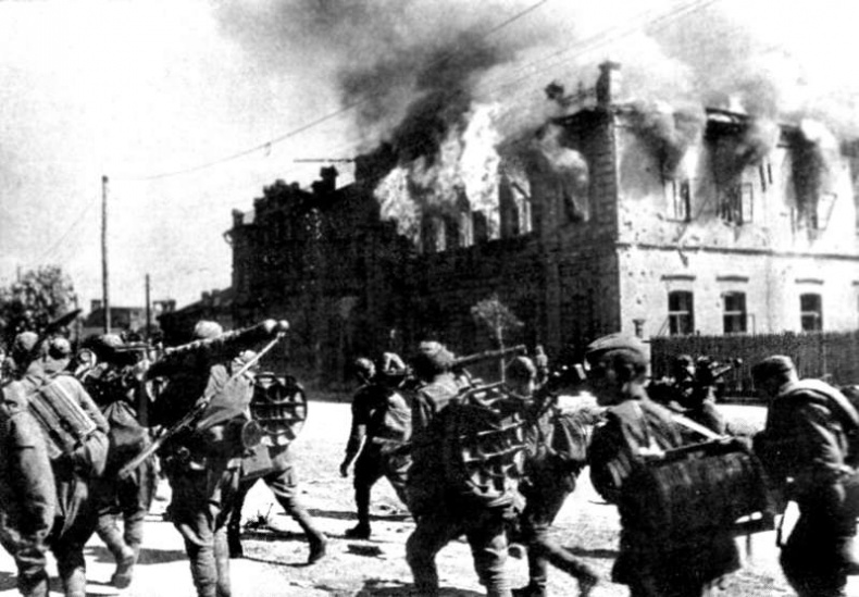 Иллюстрация к книге — Операция «Багратион». «Сталинский блицкриг» в Белоруссии [_403.jpg]